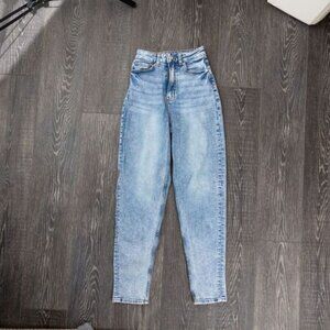 Divided Light Blue Denim Mom Jeans 0